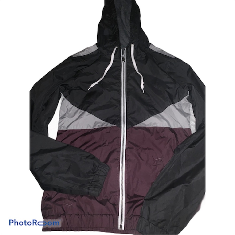 Zumiez black/burgundy zip up hoodie size small